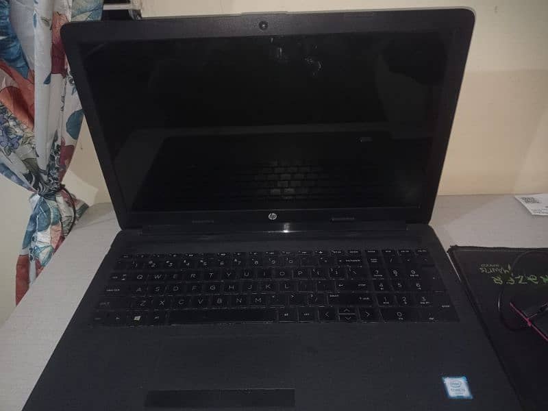 Laptop HP i3/7 genrtion 8 Ram 128 S. S. D 0