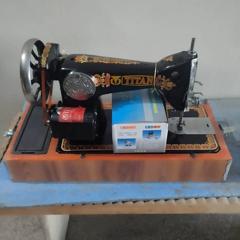 Wholesale Titan Sewing Machine/Silai Machine complete set 1