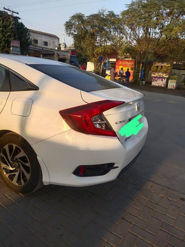 Honda Civic Oriel 2018 5