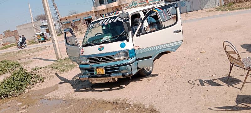 toyota hiace 1992 diesel 2400cc 11