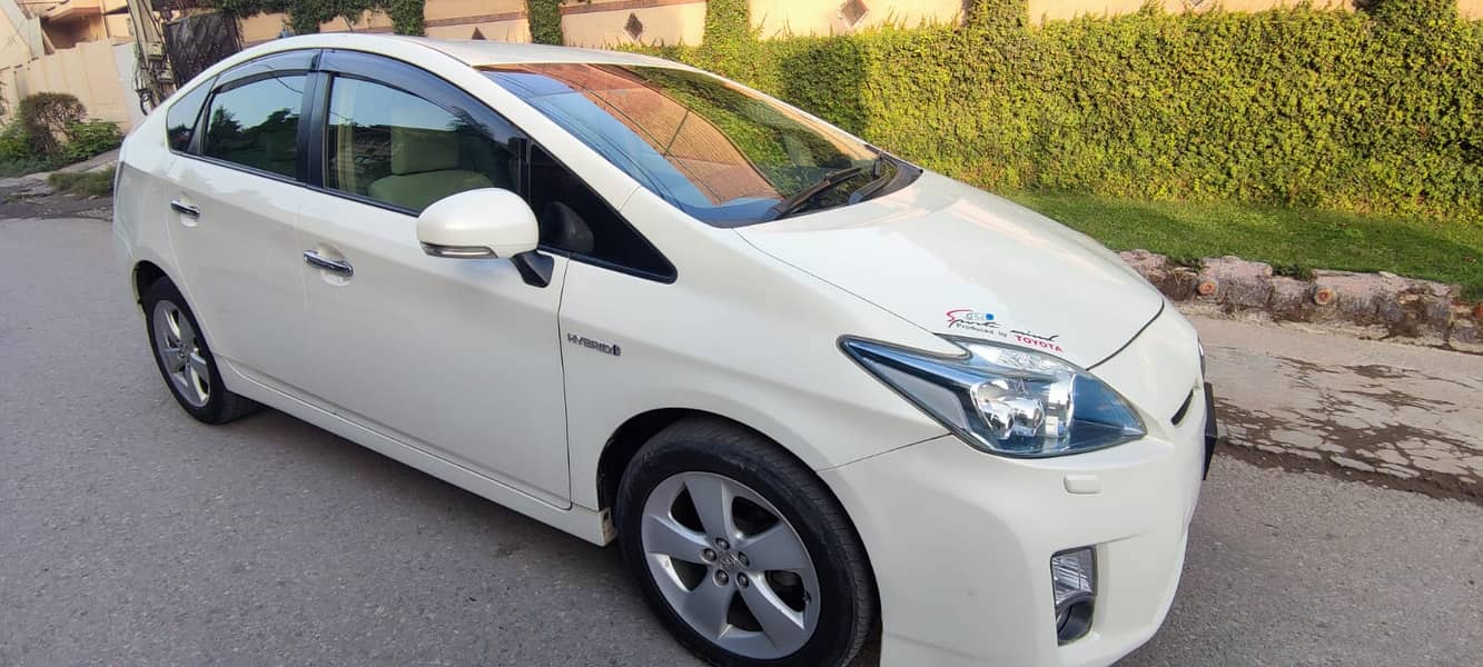 Toyota Prius G Touring Selection 1.8 2010 3