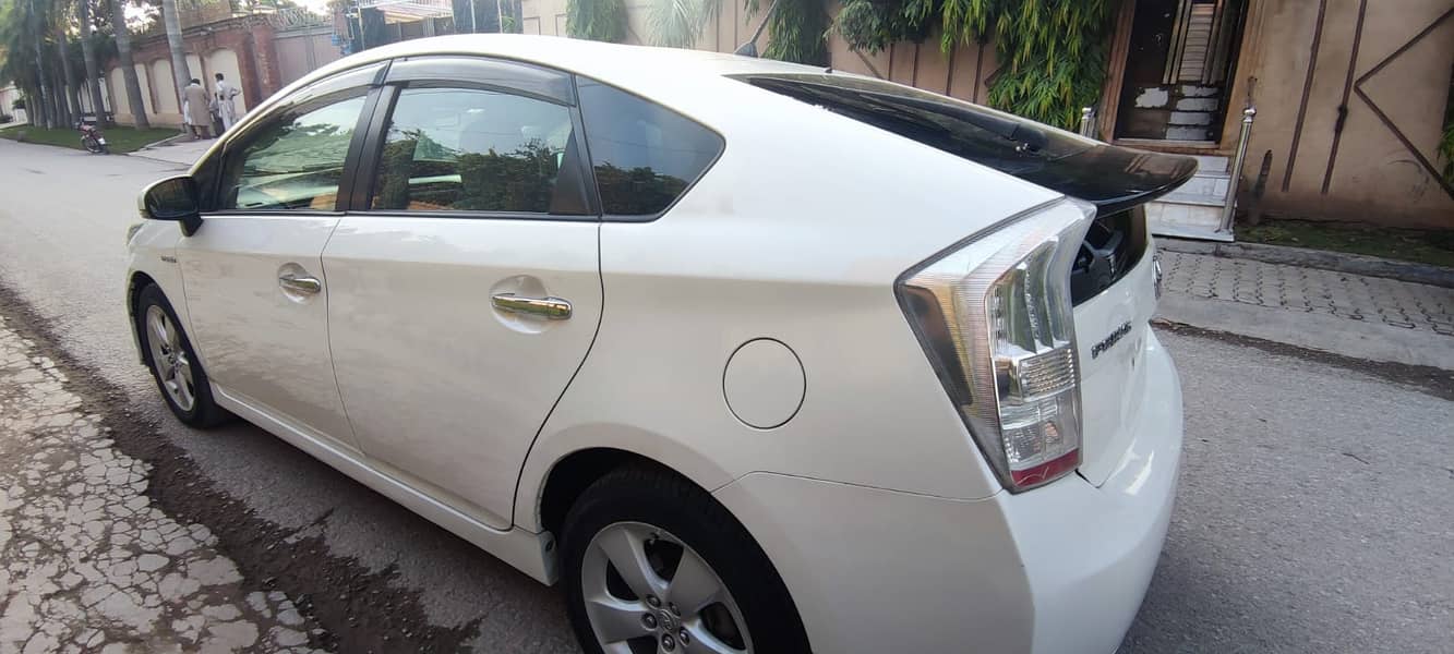 Toyota Prius G Touring Selection 1.8 2010 6