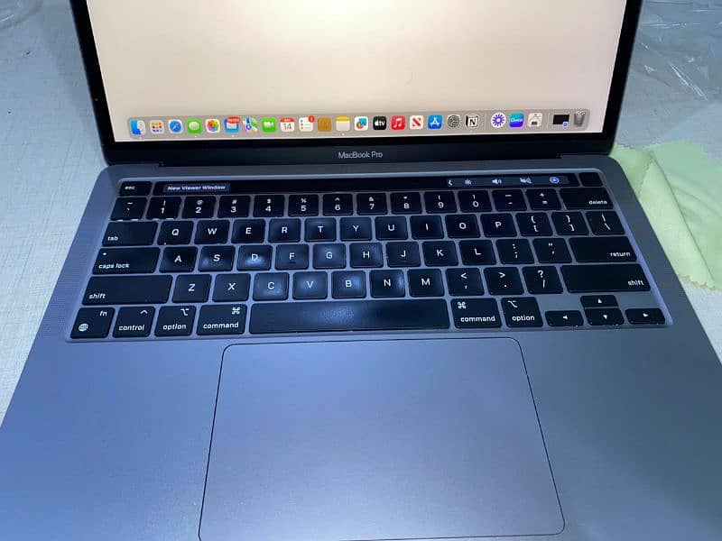 Macbook pro M1 chip 5