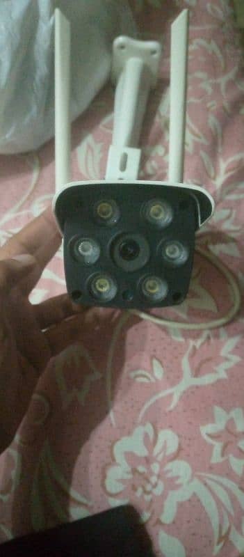 3 v380 wifi CCTV camera 10 by 10 urgent sale new 1 month use 0