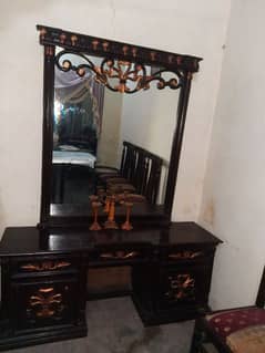 dressing table