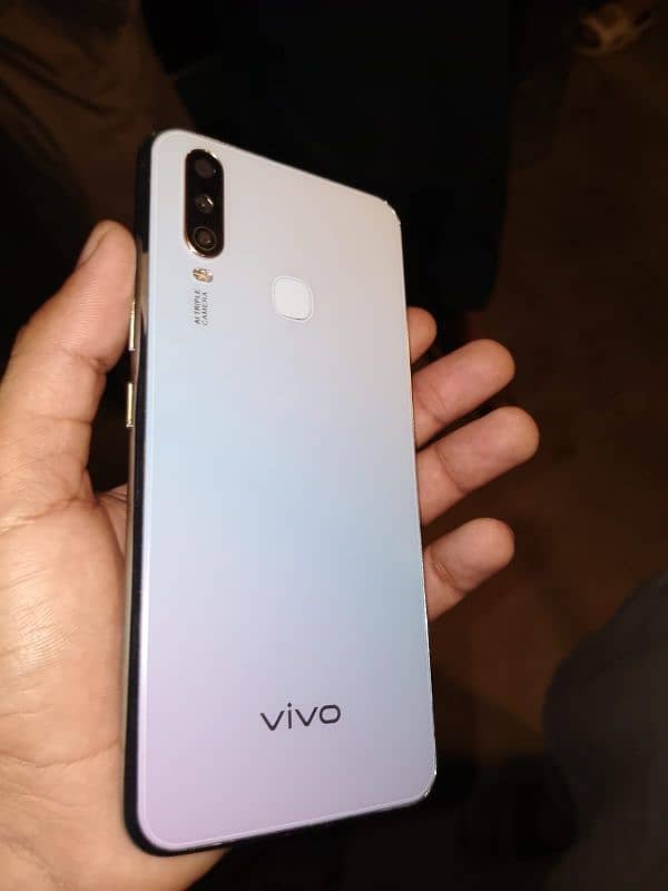 vivO Y17 8gb 256gb box urgent Money need 0