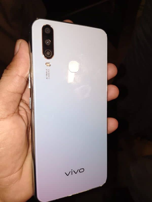 vivO Y17 8gb 256gb box urgent Money need 6