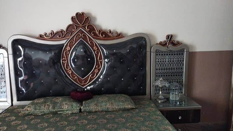 Furniture full set bed dressing and side table 4