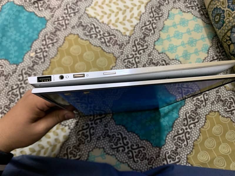 Hp laptop 360* + tablet 6