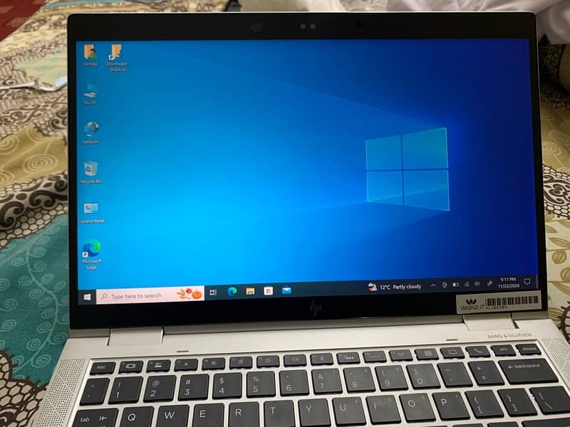 Hp laptop 360* + tablet 9