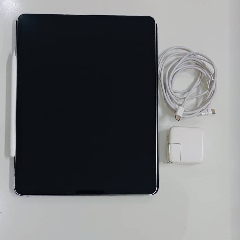 iPad Pro (12.9-inch) (4th generation) 2