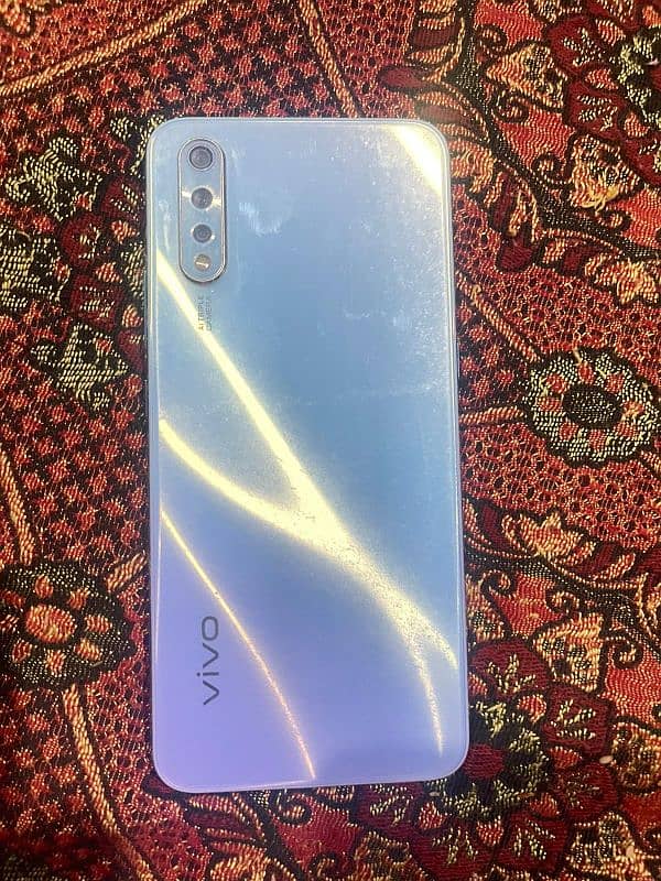 vivo s1 4/128 0