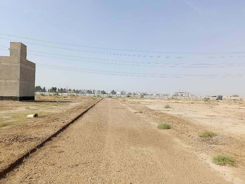 240 Square Yard Transfer Plot For Sale In PIR AHMED ZAMAN TOWN BLOCK 3 2