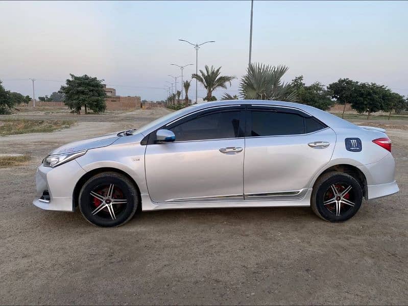 Toyota Corolla GLI 2017 11