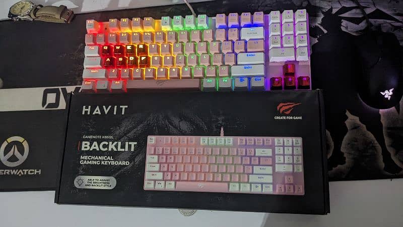 Havit mechanical Gaming Keyboard with box and extra keycaps 1