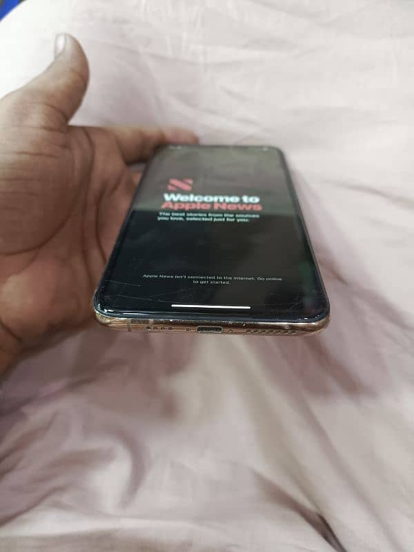 iphone xs max 256 gb dual sim PTA approved 3