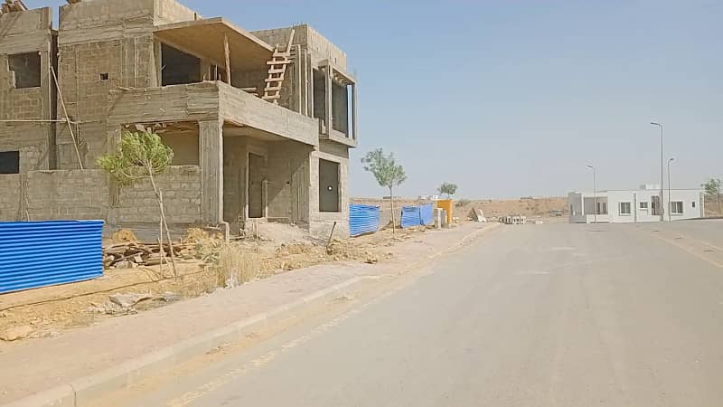 250sq yd plot in Precicnt-8 FOR SALE. Most developing precicnt of BTK near Bahria Heights and Grand Mosque 3