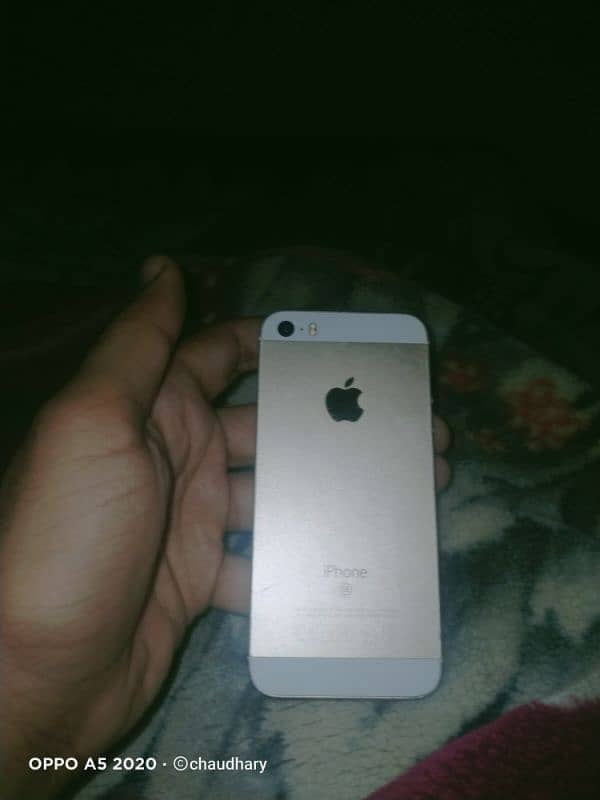 IPHONE SE 2019 1