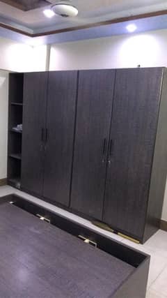 4 door cupboard