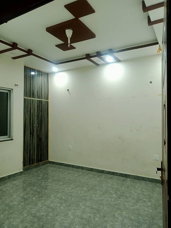 Seperate bedroom for rent in alfalah town near lums dha lhr 0