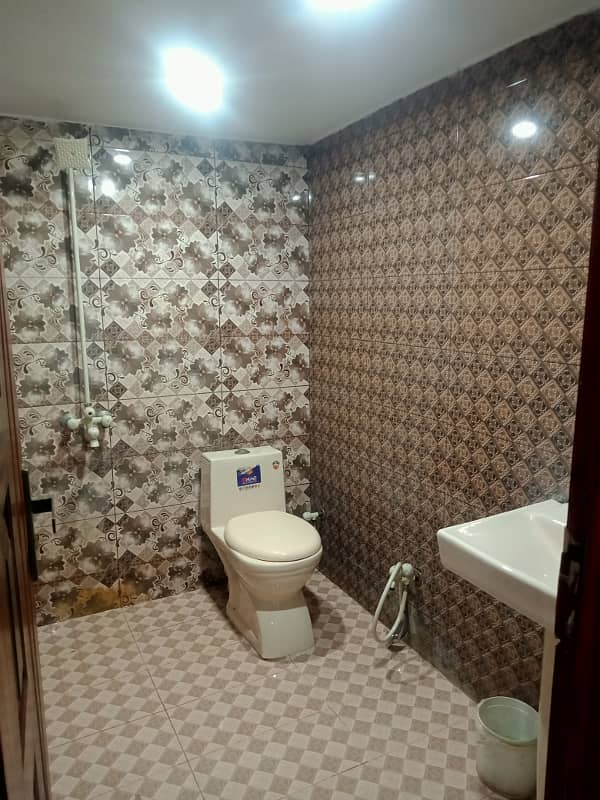 Seperate bedroom for rent in alfalah town near lums dha lhr 5