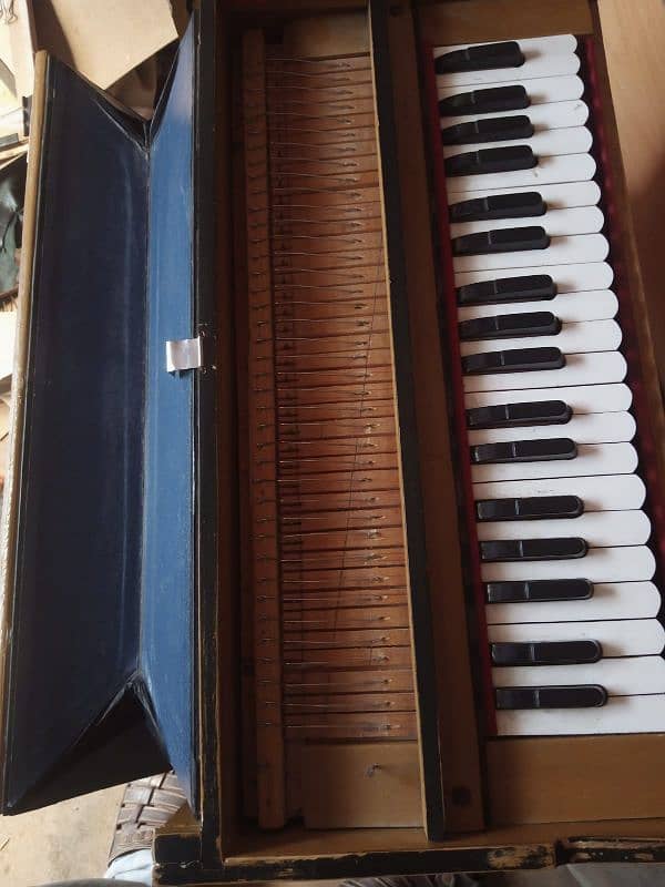 BASS HARMONIUM 2