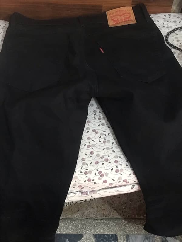 BRAND NEW ORIGINAL LEVIS JET BLACK JEANS 0