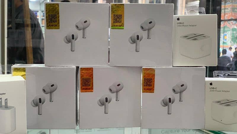 EAR PODS PRO 2 2nd (genration) 0