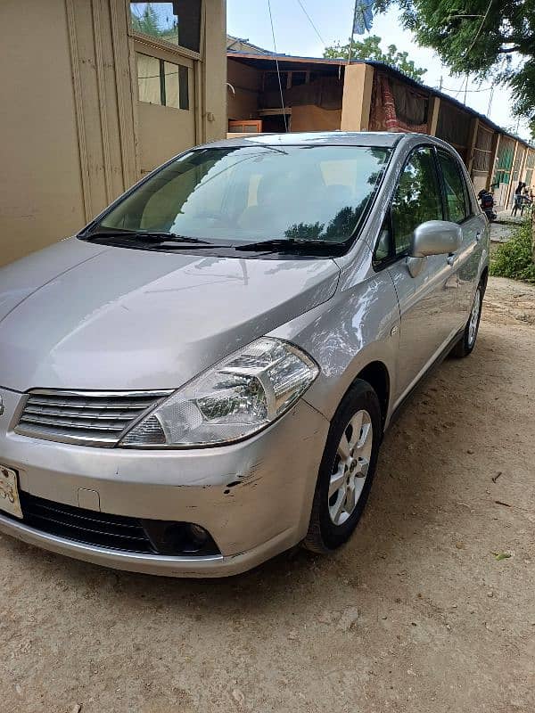 Nissan Tiida 2008 2