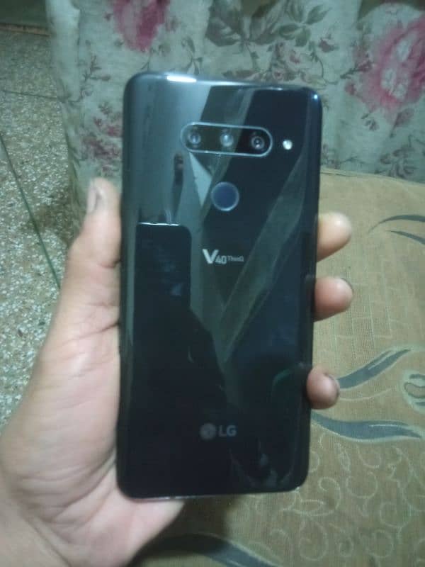 LG v40 6/64 non pta  03049188990 5