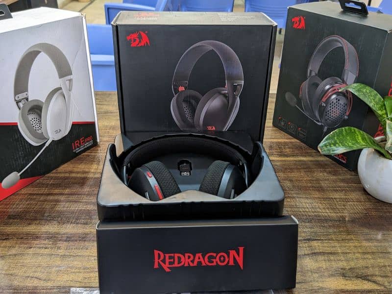 Red dragon H848 Bluetooth Wireless Gaming Headset 9