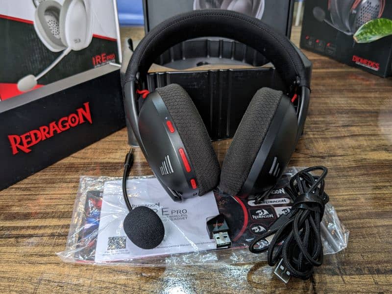 Red dragon H848 Bluetooth Wireless Gaming Headset 14