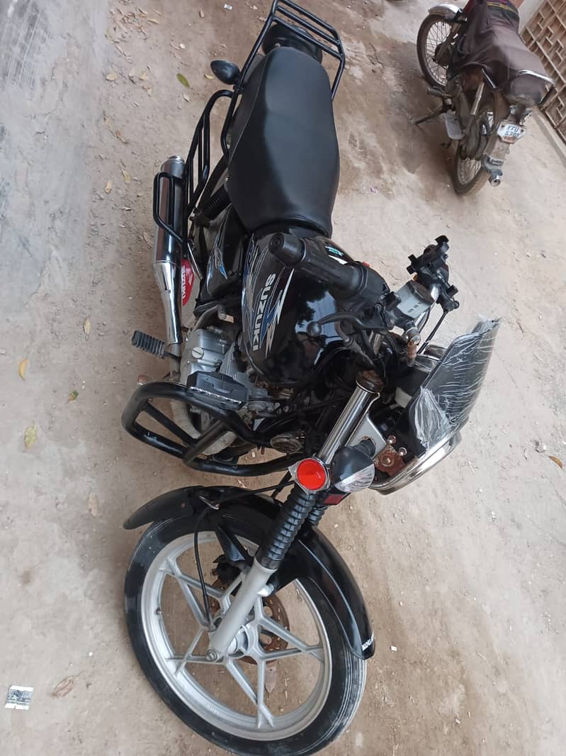 Suzuki GS SE 150 model 2021 Karachi 1