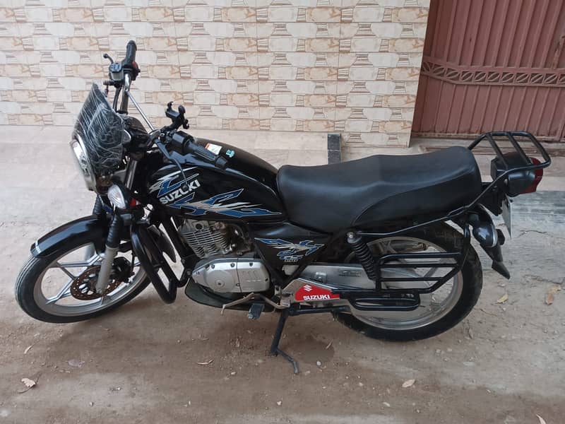 Suzuki GS SE 150 model 2021 Karachi 11