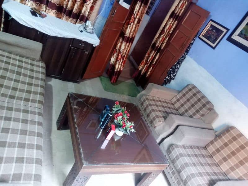 fiVe Seater Sofa set with corner table (03106466645) 4