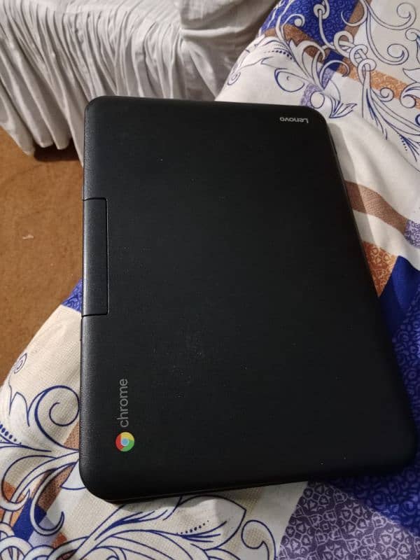 Lenovo chromebook condition 10/10 4