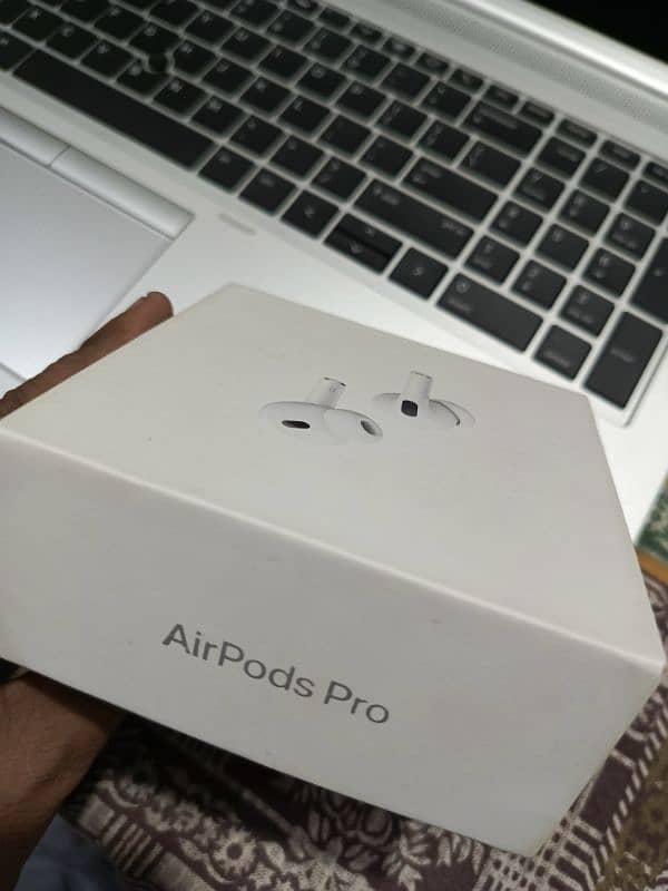 Apple Airpods pro 2 New condition 8