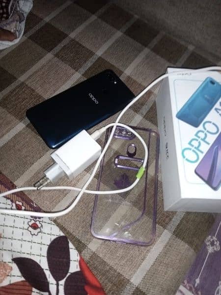 Oppo A12 first owner lediesS Hand use (03106466645) 3