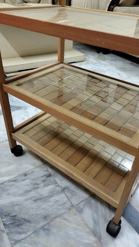 3 floor wooden trolley with glass 1