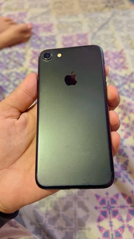 iPhone 7 pta approved 32 GB 1