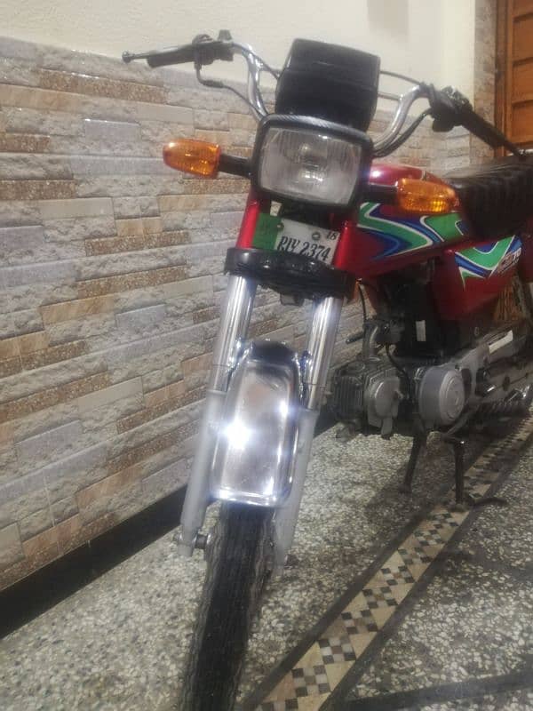 2018 model 70 Honda bike 1