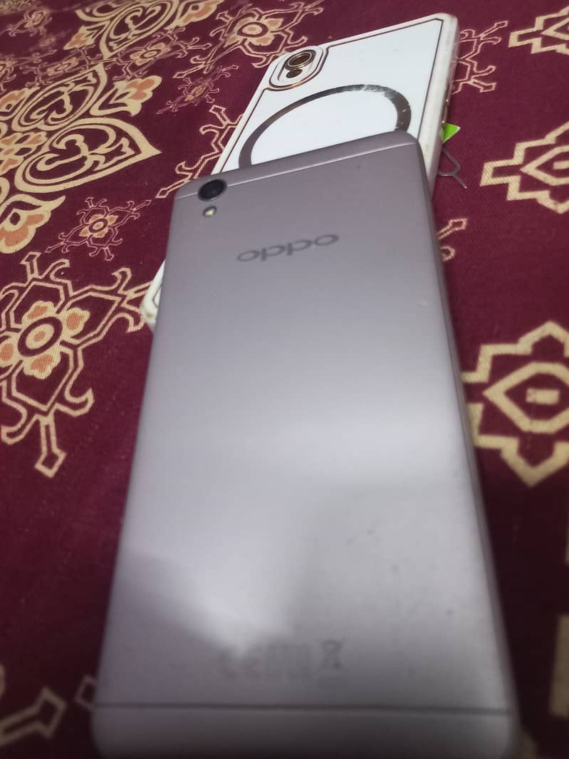 oppo a37 better condition 1