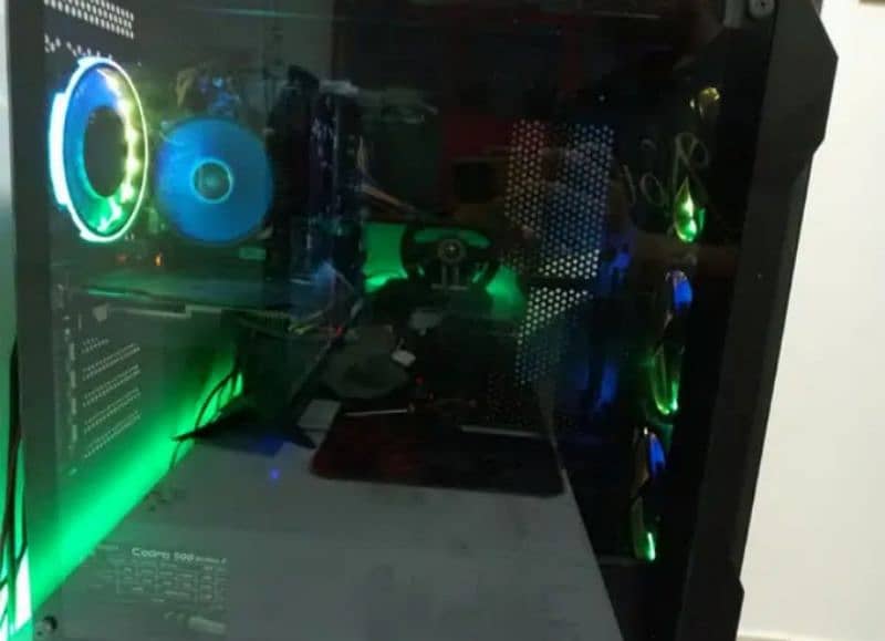 gaming PC 1 year used 2