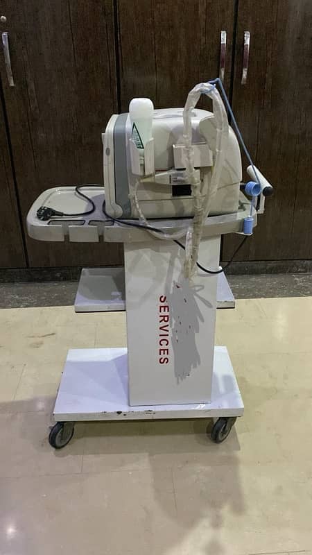 Ultrasound Machine for urgent sale 1