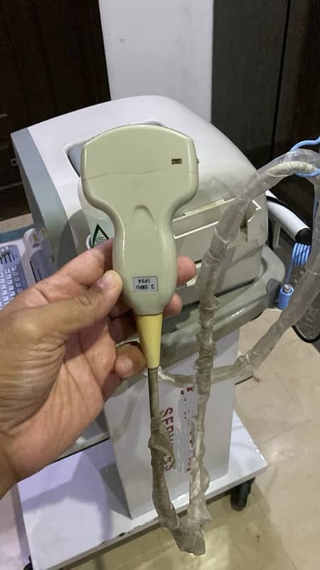 Ultrasound Machine for urgent sale 3