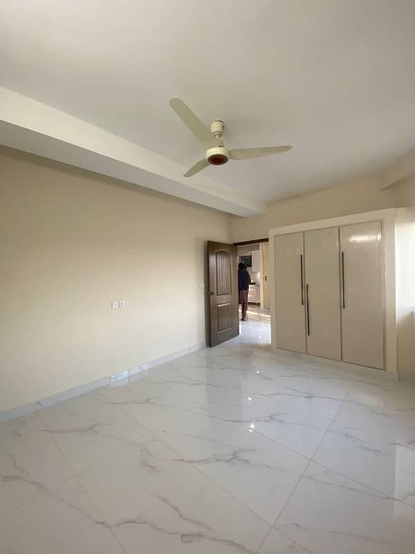 2 bedroom brand new unfurnished apartment available for Rent warda hamna 4 9