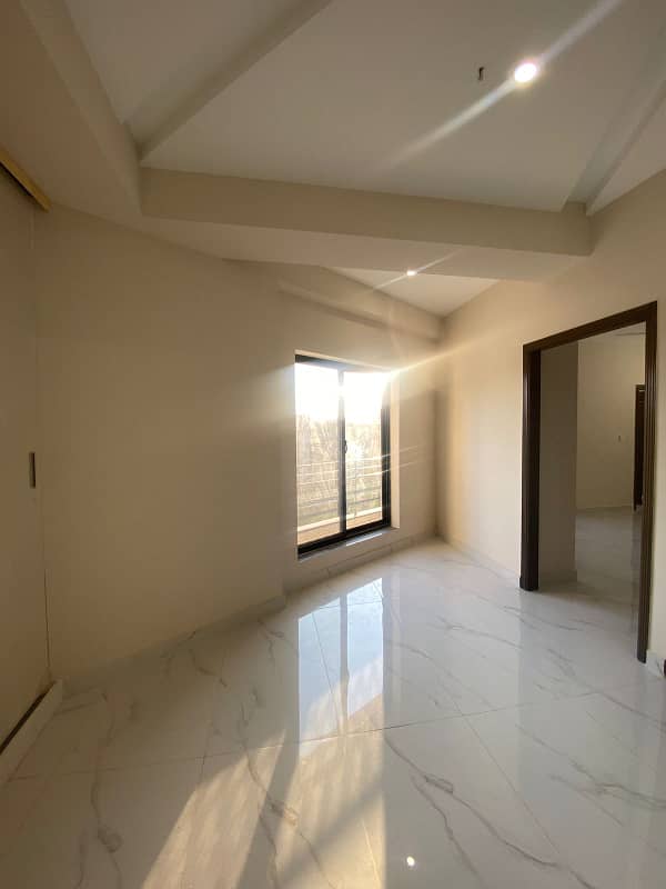 2 bedroom brand new unfurnished apartment available for Rent warda hamna 4 11