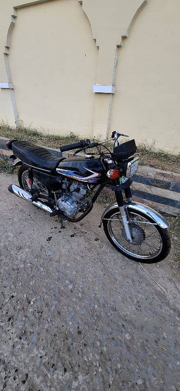 Honda 125 for sale . . . 7