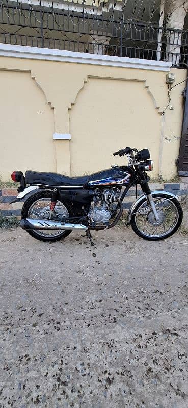 Honda 125 for sale . . . 8