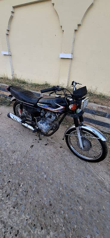 Honda 125 for sale . . . 16